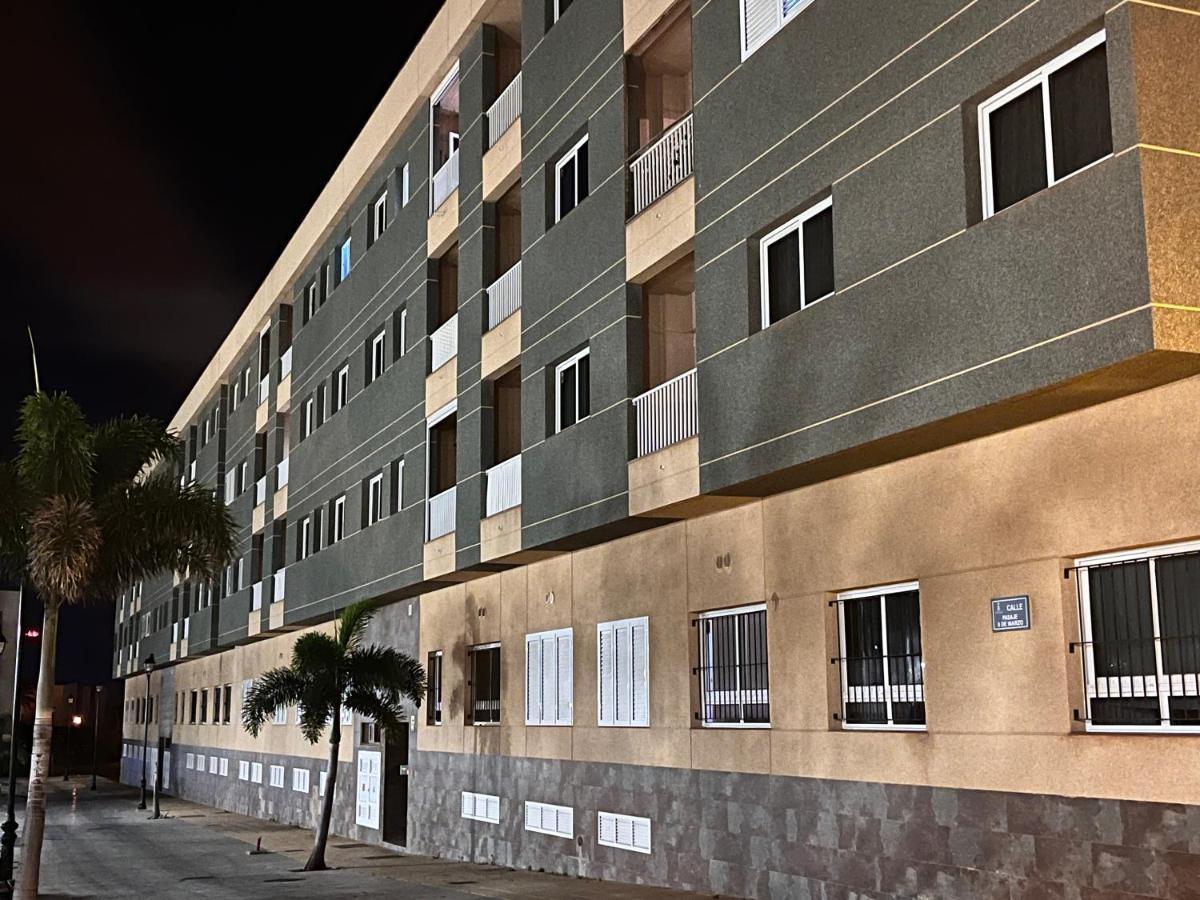 Melo Home Vecindario-Near Airport-Elevator-Garage Sardina المظهر الخارجي الصورة